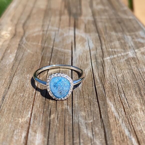 .925 Sterling silver CZ ring - Picture 3 of 4